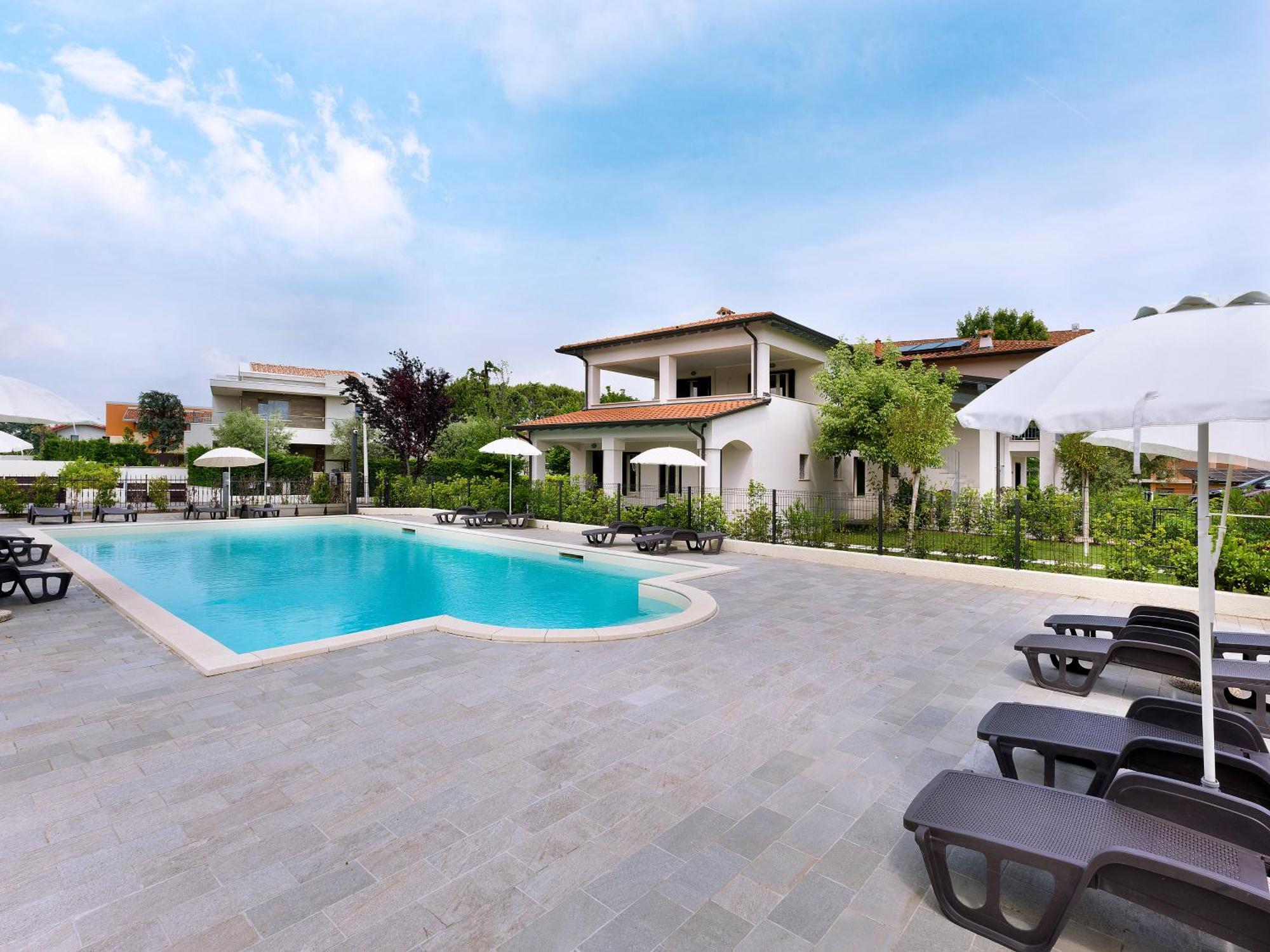 Residence Fiore Rosso ซีร์มิโอเน ภายนอก รูปภาพ