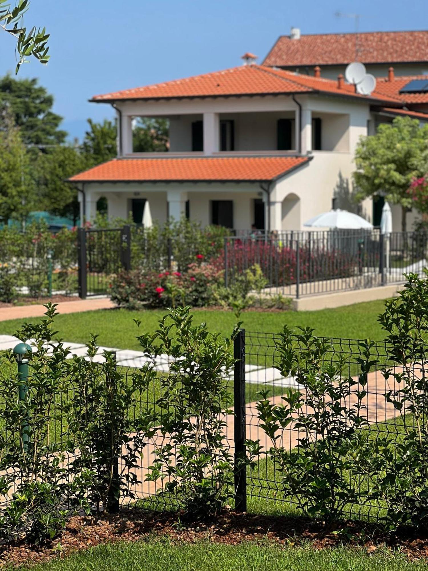 Residence Fiore Rosso ซีร์มิโอเน ภายนอก รูปภาพ